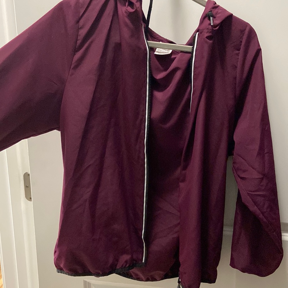 Great condition windbreaker